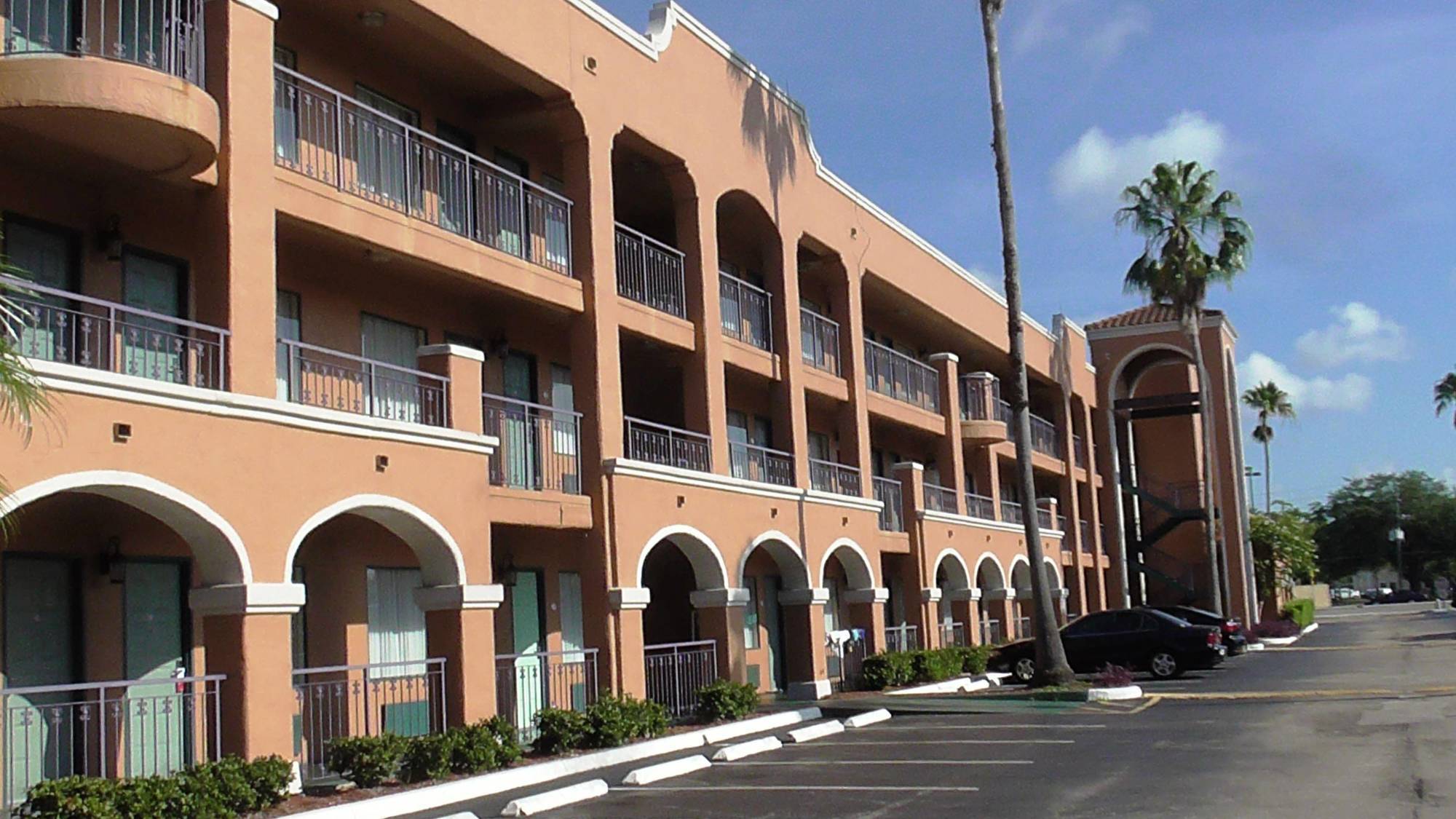 Ramada By Wyndham Kissimmee Downtown Hotel 외부 사진