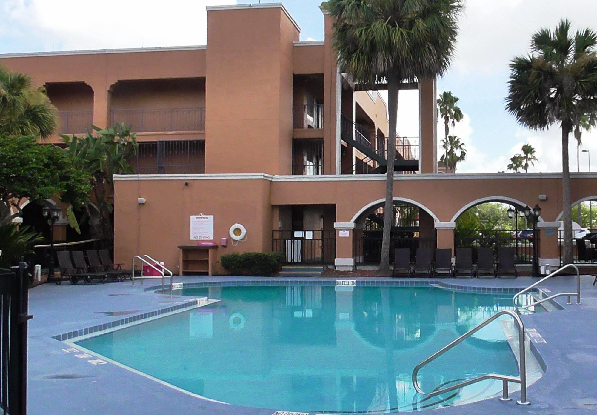 Ramada By Wyndham Kissimmee Downtown Hotel 외부 사진