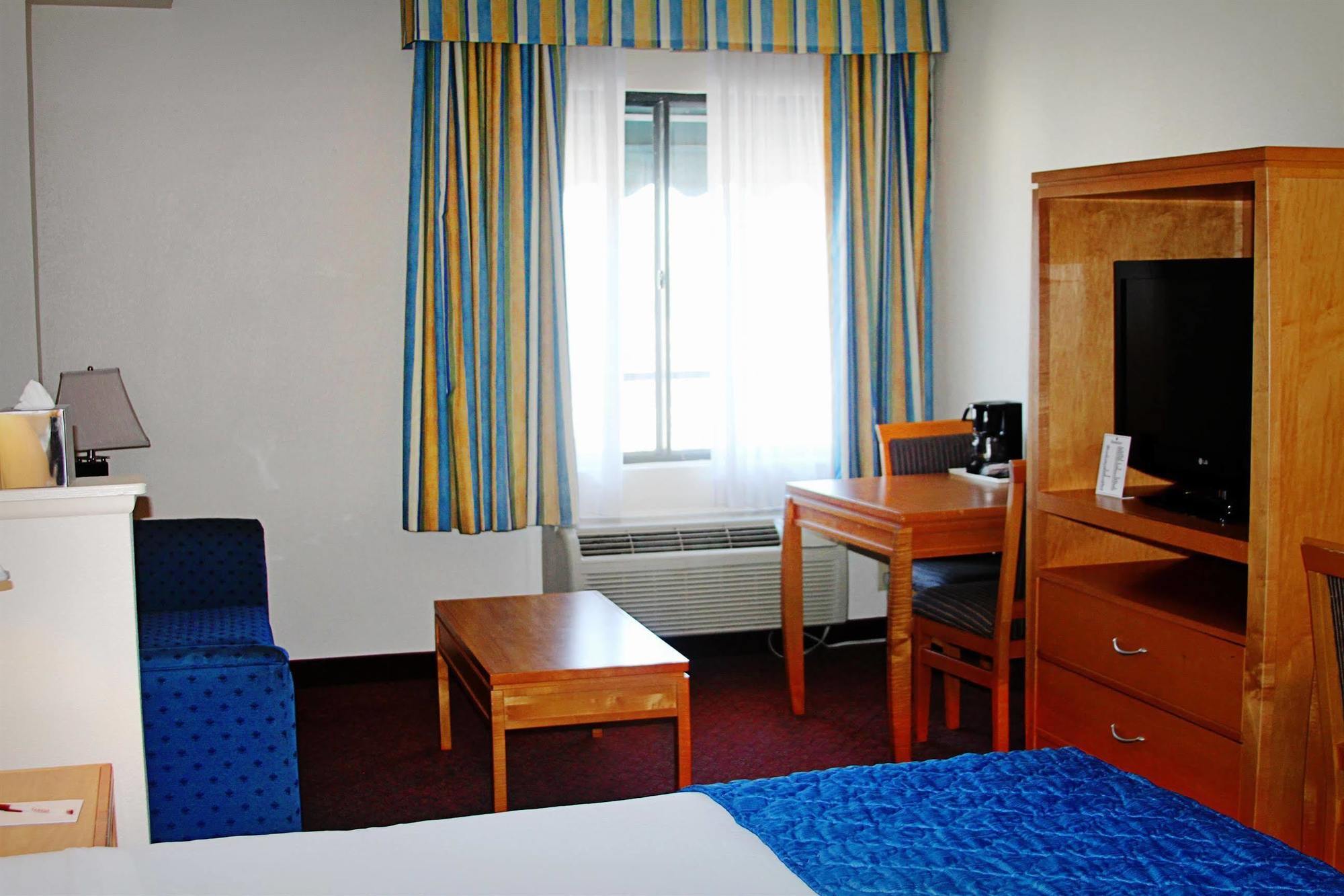 Ramada By Wyndham Kissimmee Downtown Hotel 외부 사진